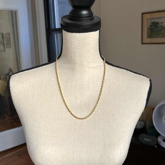 Gold plated sterling silver rope chain with black velvet pouch and box - Picture 1 of 6